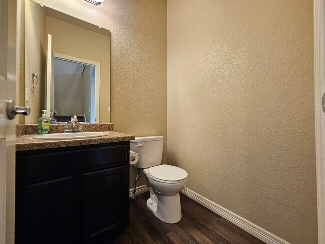 Building Photo - 6471 Stingray Ln