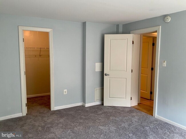 Foto del edificio - 3109 Naylor Rd SE