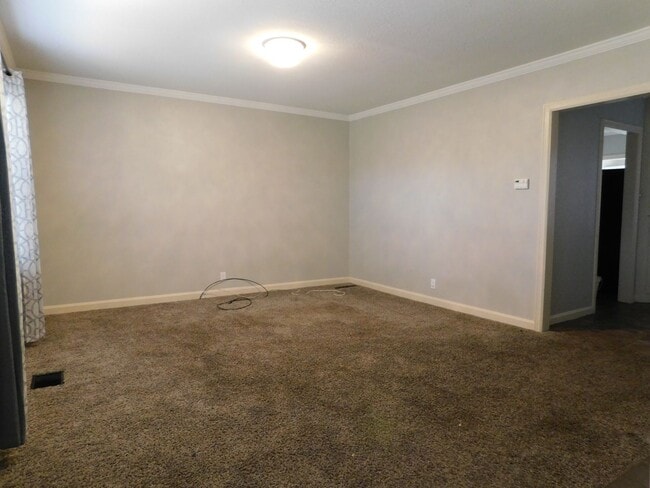 Foto del edificio - 2 Bed 1.5 Bath Duplex near downtown