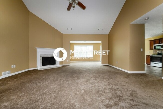 Photo - 3 Bedroom Pet-Friendly Home in Covington, GA with Main Street Renewal