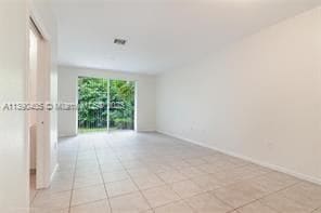 Building Photo - 2 br, 2.5 bath Townhome - 8228 SW 29th St