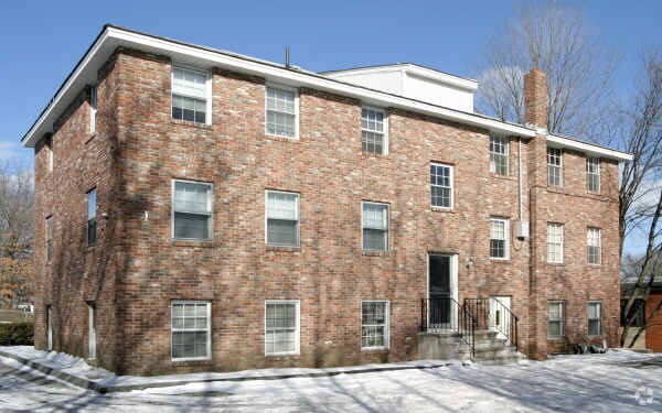 Building Photo - 56-58 Kent St