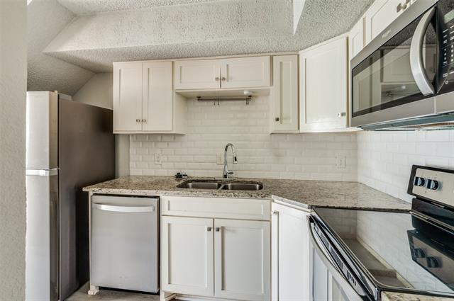 Building Photo - 1704 Baird Farm Cir
