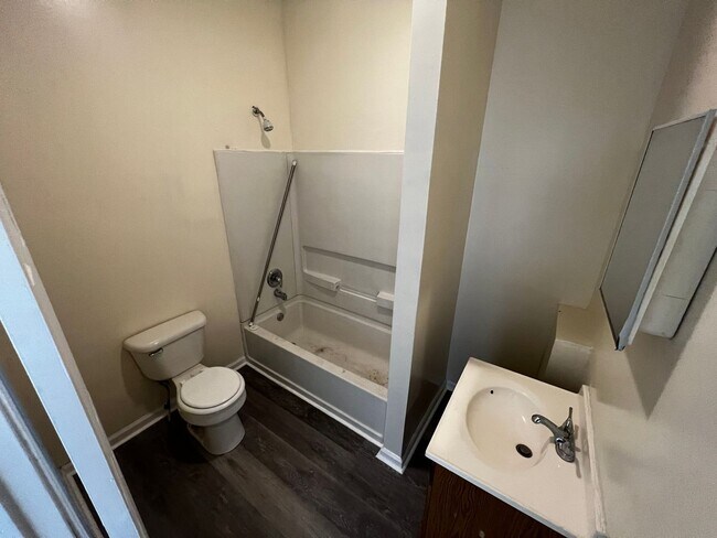 Foto del edificio - 2426 N 33rd St