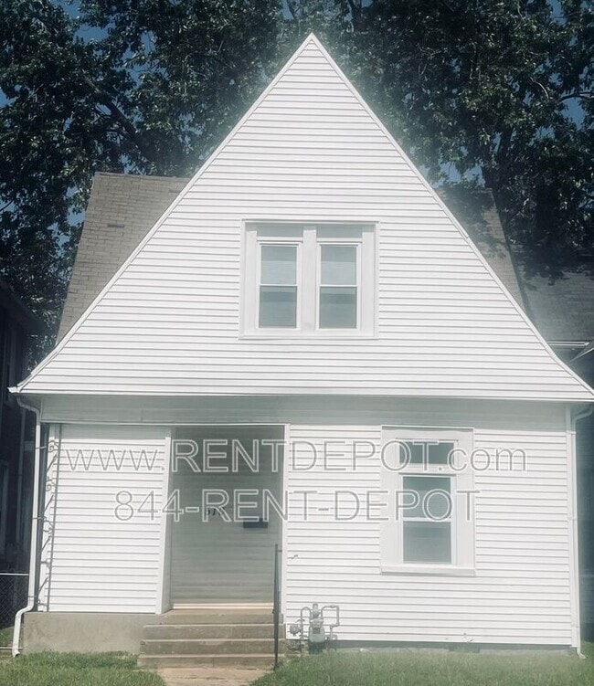 Building Photo - 510 E Franklin St
