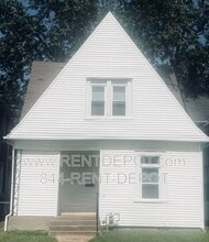 Building Photo - 510 E Franklin St