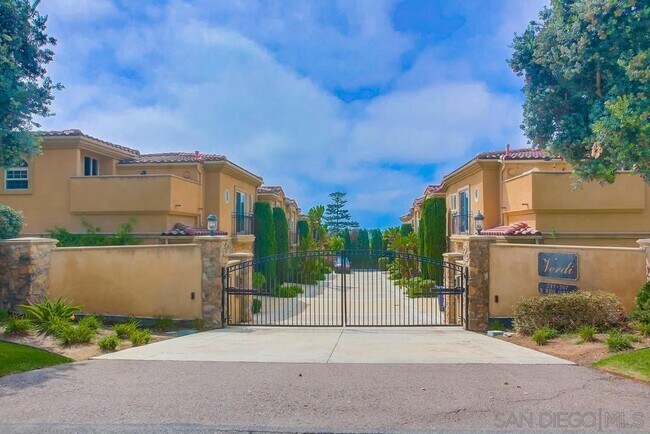 Foto del edificio - 301 N Rios Ave