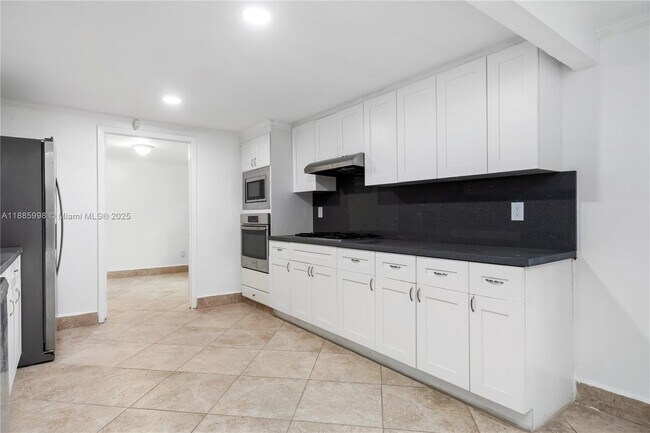 Foto del edificio - 8645 SW 128th St