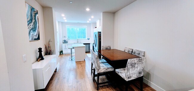 Building Photo - 16065 NW Frog Ln