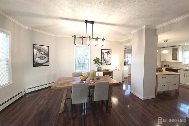 Foto del edificio - 425 W Broad St