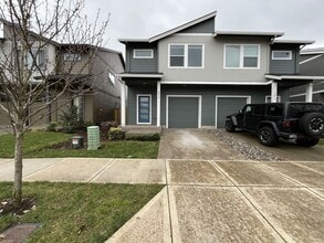 Building Photo - 2875 S Magnolia St