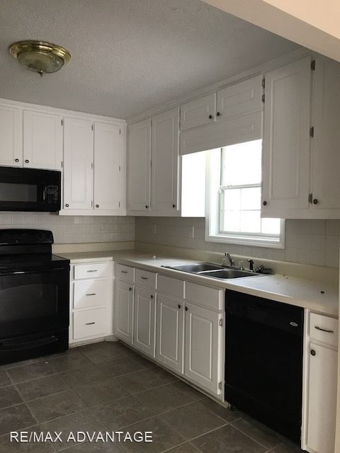 Building Photo - 3 br, 2 bath House - 10630 Cherry Cove