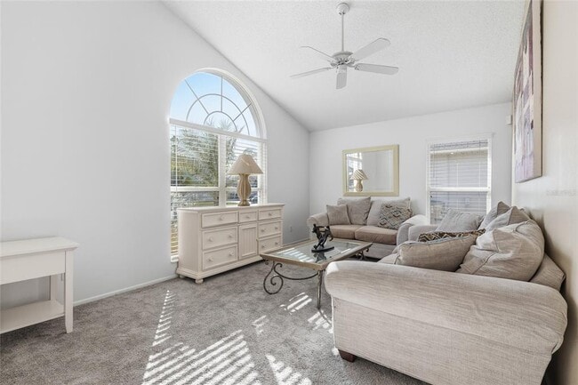 Foto del edificio - 8619 Knottingham Dr