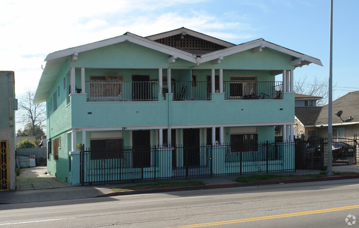 Foto del edificio - 258 E Vernon Ave