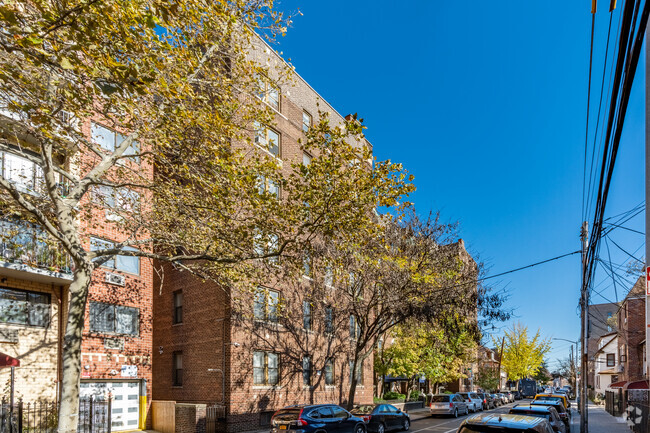 Building Photo - 4035 Ithaca St