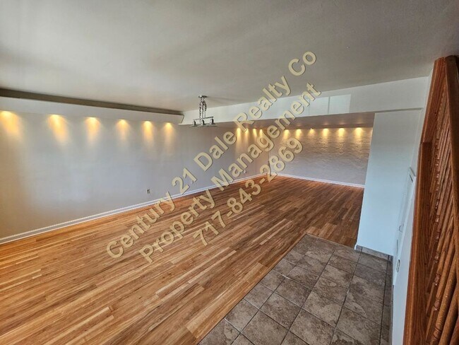Foto del edificio - 2 Bedroom Townhome in Central York School ...