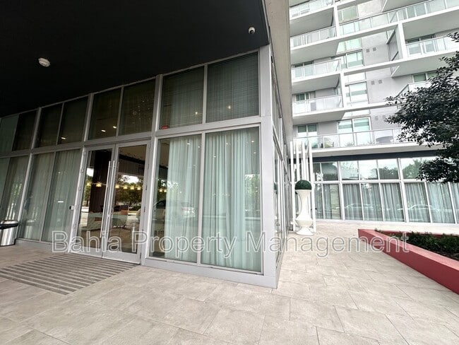 Foto del edificio - 2000 Metropica Wy