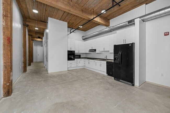 Building Photo - 88 Gerrish Ave