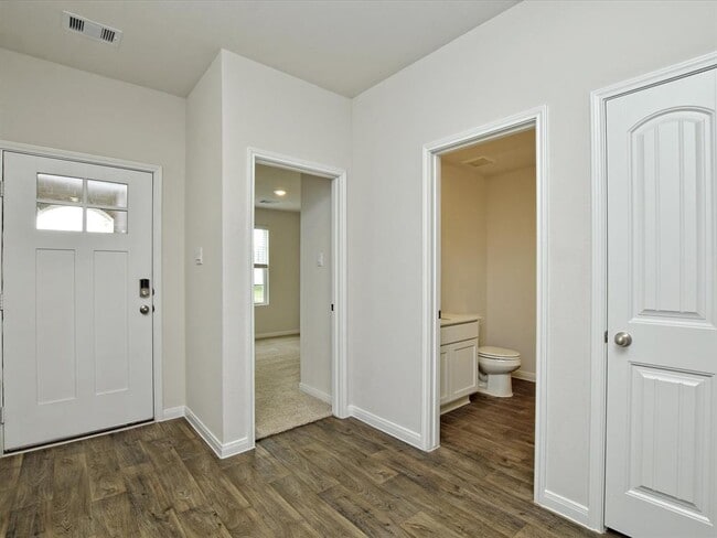 Foto del edificio - 1305 Camden Ln