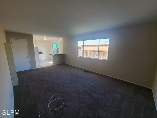 Foto del edificio - 2535 75th Ave