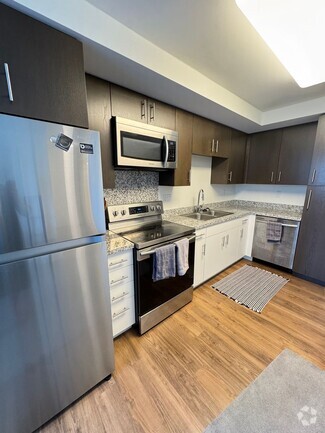 Building Photo - 988 Halekauwila St