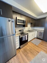 Building Photo - 988 Halekauwila St