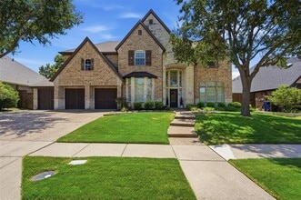 Building Photo - 5315 Cree Dr