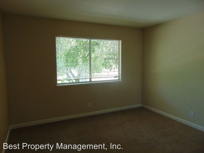 Foto del edificio - 2389 Foothill Rd