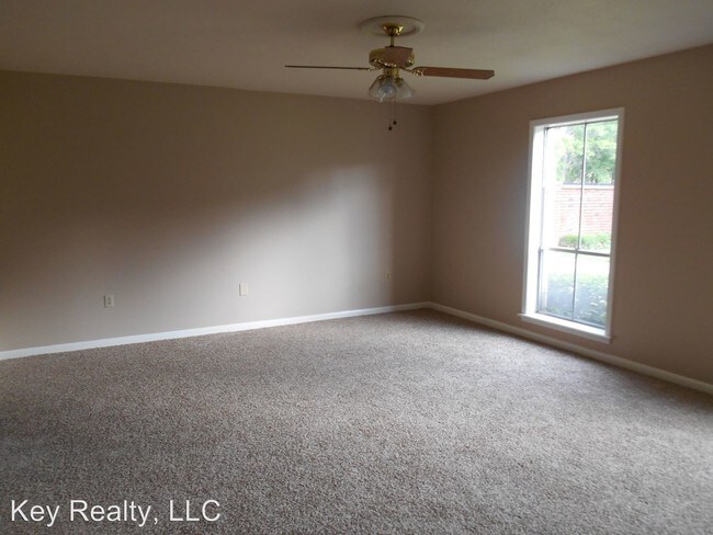 Building Photo - 4407 Heyman Ln