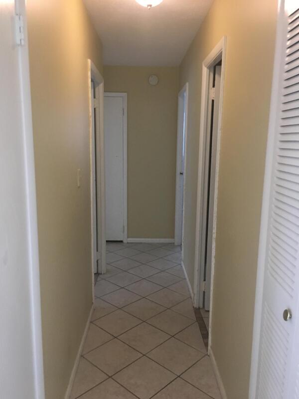 Building Photo - 4208 Angel Terrace