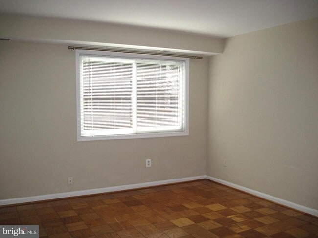 Foto del edificio - 738 N Wakefield St