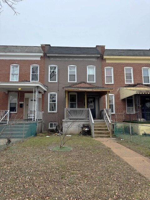 Foto del edificio - 2843 W Garrison Ave