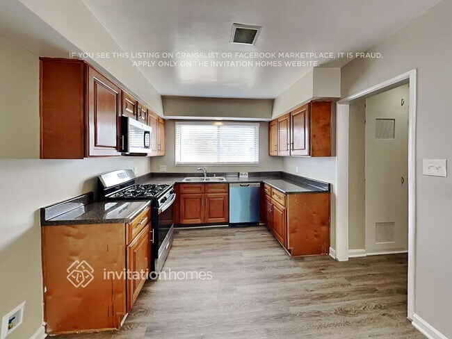 Building Photo - 4256 Northridge Dr