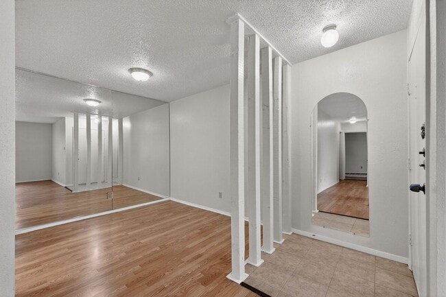 Building Photo - 8210 Bent Tree Rd
