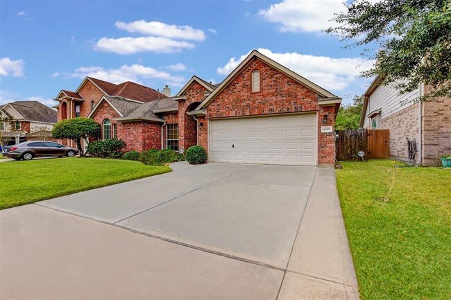 Building Photo - 8318 Hayden Cove Dr
