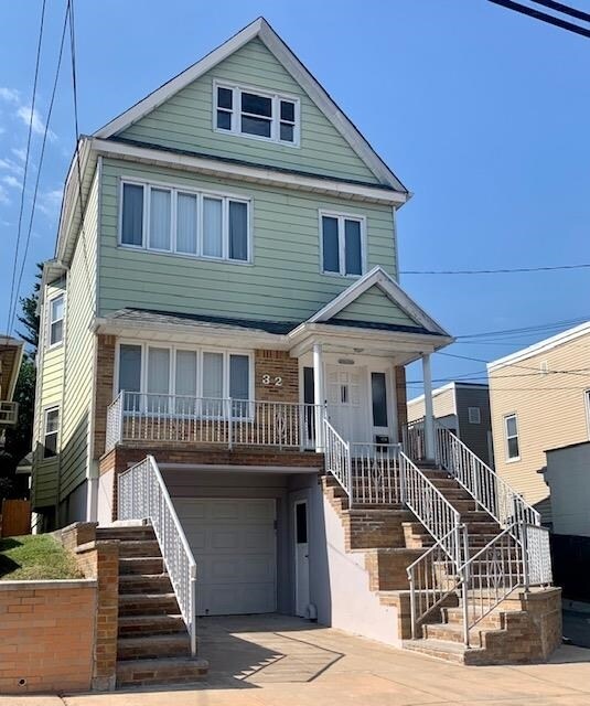 32 W 3rd St Unit 3, Bayonne, NJ 07002 Condo for Rent in Bayonne, NJ