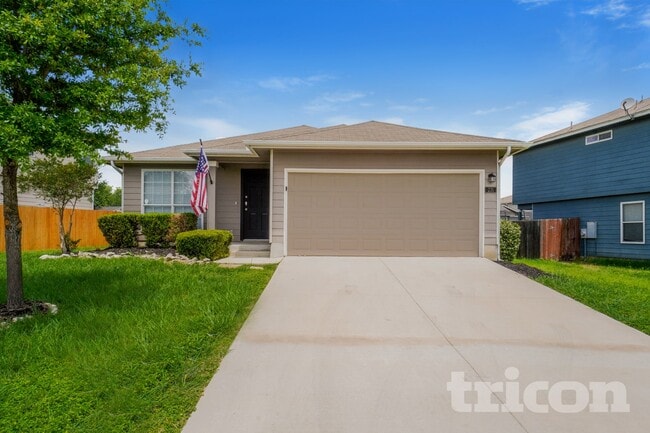 Building Photo - 231 Cardinal Way