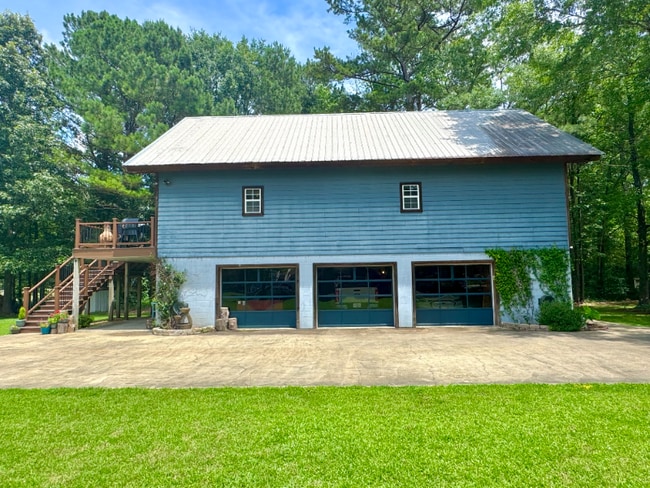 Building Photo - 570 Humphries Cove Rd