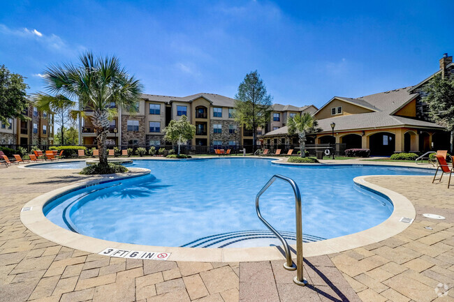 Building Photo - PARK AVENUE AT BOULDER CREEK