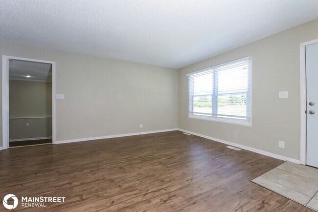 Foto del edificio - 1312 N Swope Dr, Independence, MO 64056