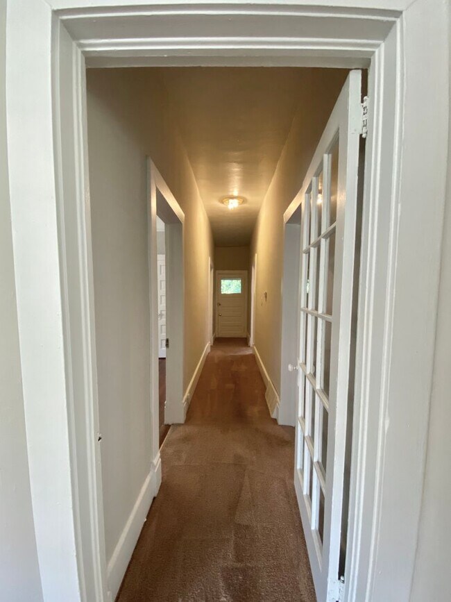 Foto del edificio - 818-818.5-8185 Woodrow St