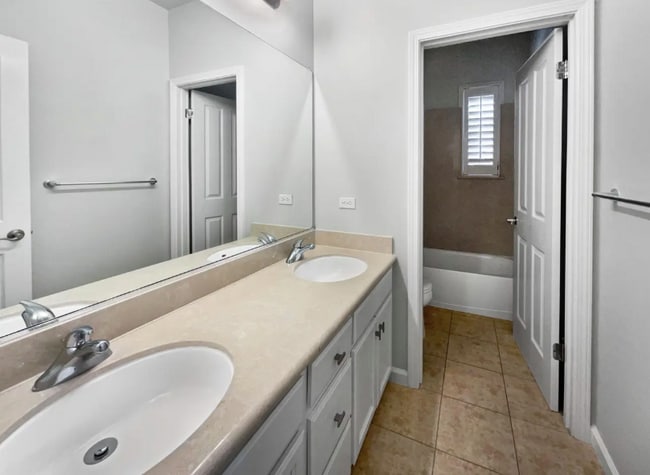 Foto del edificio - 3221 Browntail Way