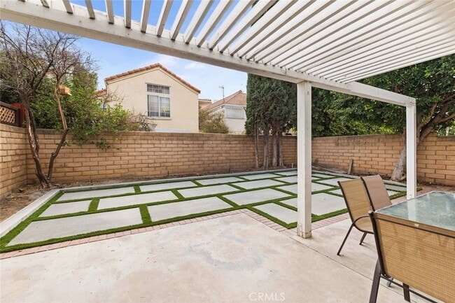 Foto del edificio - 7448 Bellingham Ave