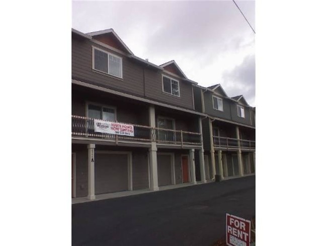 Building Photo - 2548 SE 141st Ave