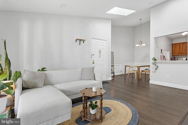 Foto del edificio - 11 Poillon Ct