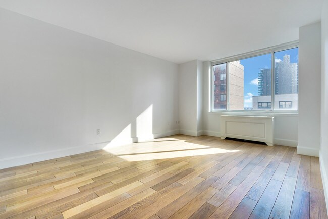 Foto del edificio - 389 E 89th St