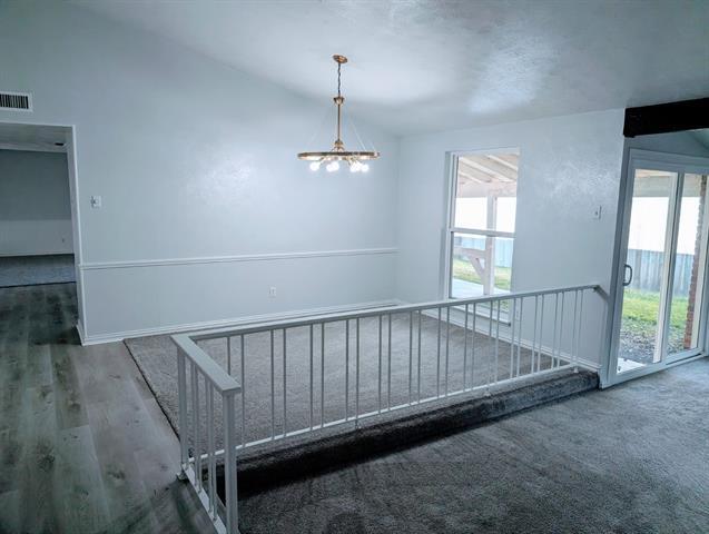Foto del edificio - 949 Mossvine Dr