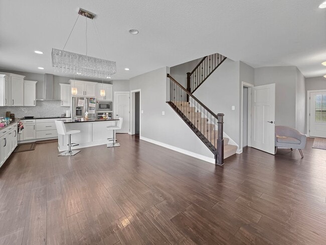 Building Photo - 9073 Degler Ln