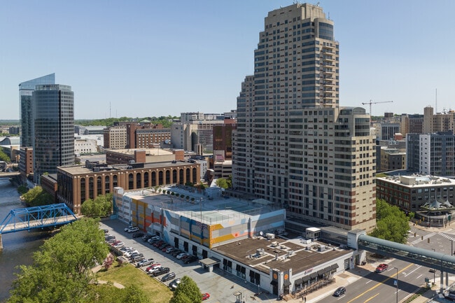 There are many types of apartment communities to choose from in Downtown Grand Rapids.