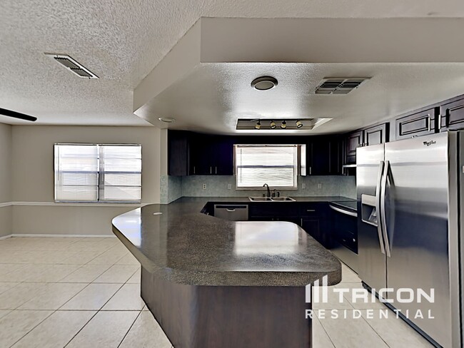 Foto del edificio - 9413 Barnstead Ln